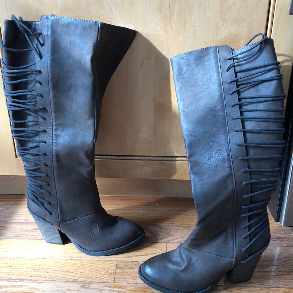 Brown tall lace up target boots